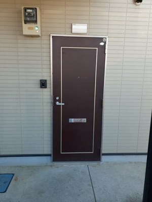 【エントランス】 | ディアコートＢ | 落ち着いたエントランスです