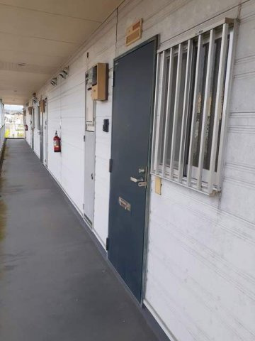 平國ハイツのエントランス|建物の内部です