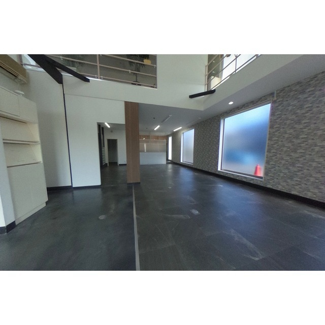 竹鼻町店舗の内装