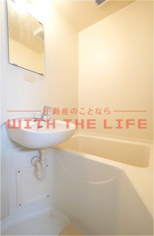 プライマリー合川C棟【キャッシュバック対象物件】の浴室|コンパクトで使いやすいお風呂です