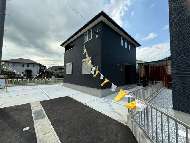 SUNCOURT－サンコート－小倉南区湯川新町1丁目　【小倉南区　新築戸建て】の駐車場|駐車スペースは並列2台可能　【小倉南区　新築戸建て】