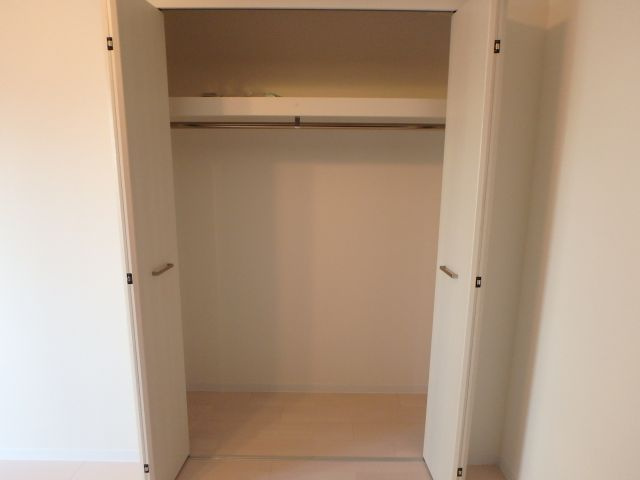 東大阪市三ノ瀬１丁目の賃貸マンションの収納|※反転タイプになります