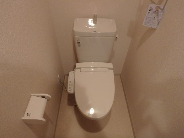 東大阪市三ノ瀬１丁目の賃貸マンションのトイレ