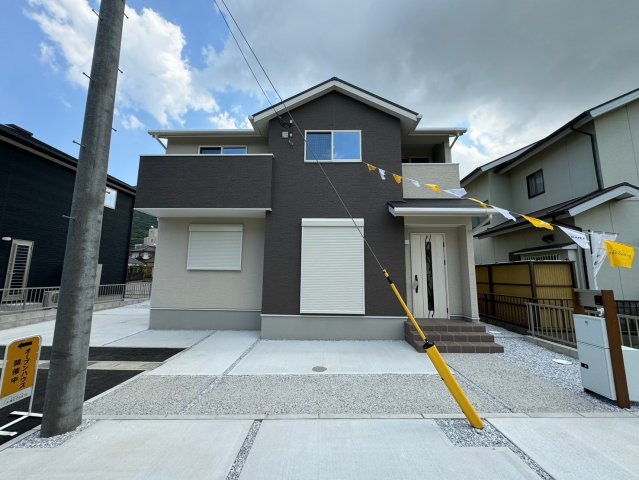 SUNCOURT－サンコート－小倉南区湯川新町1丁目　【小倉南区　新築戸建て】の外観|落ち着いた色合いの外観です♪