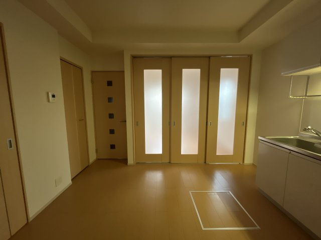 リヴァーサイドレジデンスＢの居間・リビング