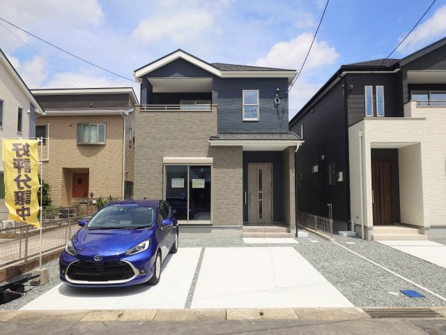 ーBloomーブルームー小倉南区蜷田若園3丁目1期　【小倉南区　新築戸建て】の外観|シンプル飽きのこない デザインが特徴の外観です♪　【小倉南区　新築戸建て】