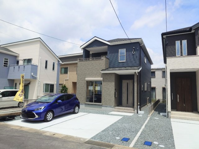 ーBloomーブルームー小倉南区蜷田若園3丁目1期　【小倉南区　新築戸建て】の駐車場|駐車スペースは並列2台可能♪　【小倉南区　新築戸建て】