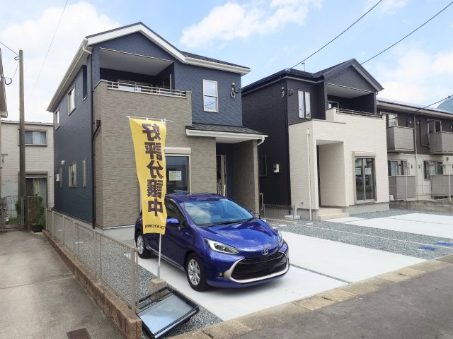 ーBloomーブルームー小倉南区蜷田若園3丁目1期　【小倉南区　新築戸建て】の外観|交通量も少なく駐車しやすい♪　【小倉南区　新築戸建て】