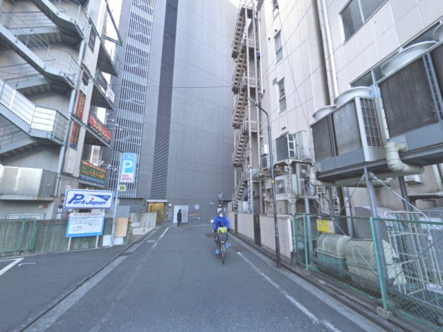 小町ビルの周辺