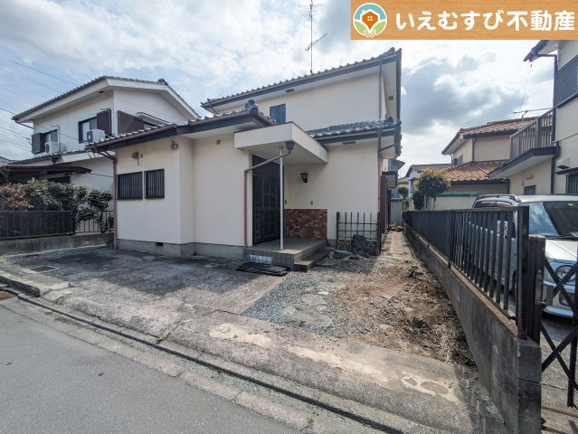 熊谷市新島　中古戸建の駐車場