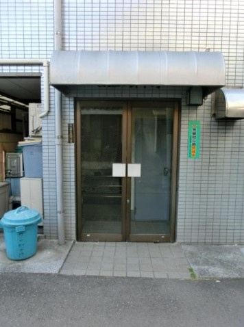 【エントランス】