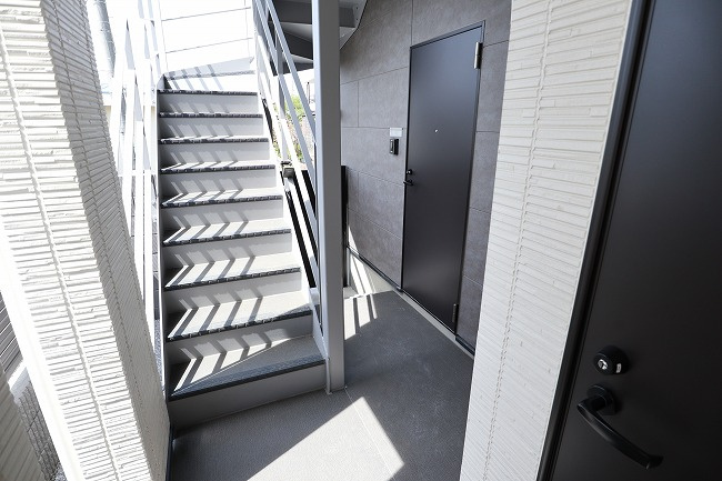 MELDIA福生のロビー