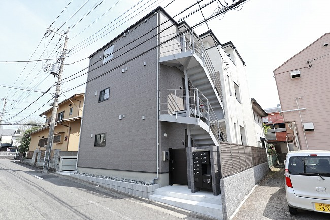 MELDIA福生の外観