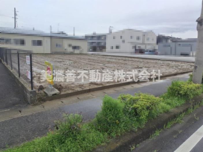 ６３０１０　岐阜市西中島土地の外観