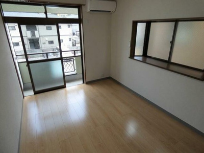 【居間・リビング】 | 栄光ハイツ