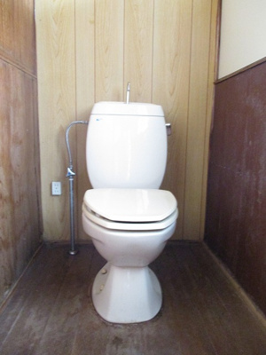 【トイレ】 | 古津貸家(2戸1)