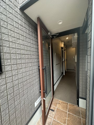 【エントランス】 | ハーモニーテラス西新井south | ※同一仕様写真