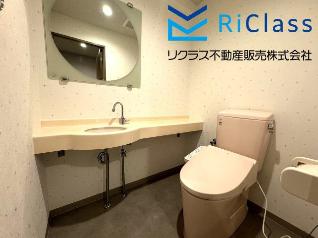 ライオンズマンション須磨妙法寺のトイレ|ウォシュレット付トイレです