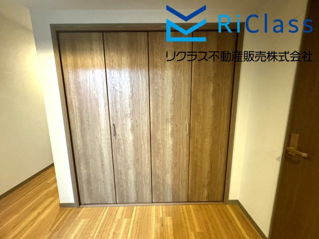 ライオンズマンション須磨妙法寺の収納|廊下にも便利な大型クローゼットがございます