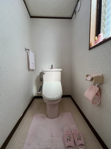 中古住宅　日の出町2丁目のトイレ