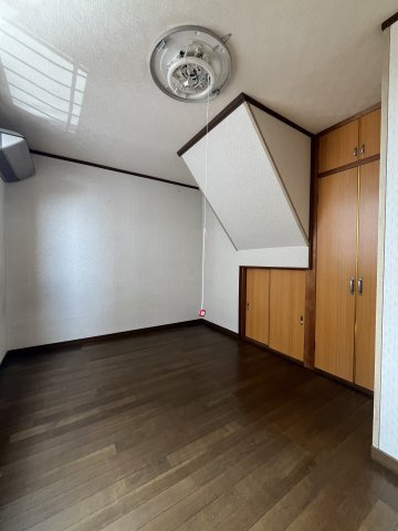 中古住宅　日の出町2丁目の洋室