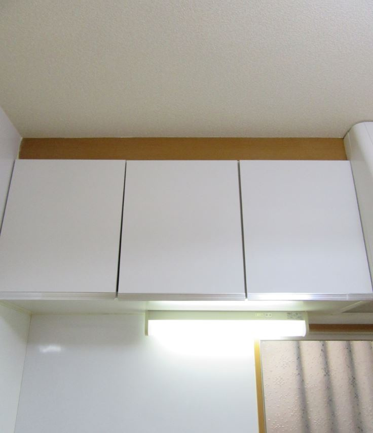 コイデハイツの収納|キッチン　吊戸棚
