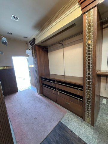 正木ビル　１階店舗の内装