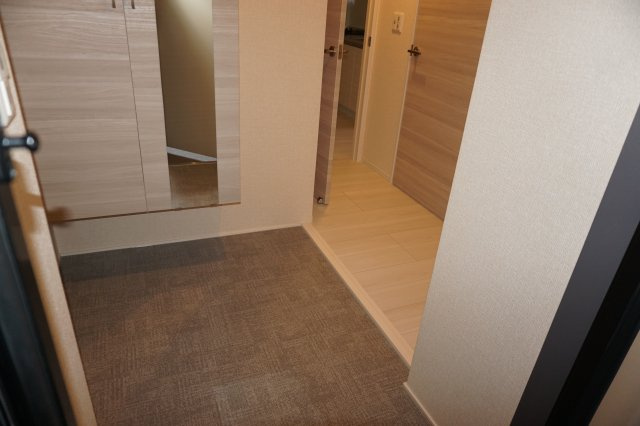 【玄関】 | Ｄ－ＲＯＯＭ清水新居Ⅱ