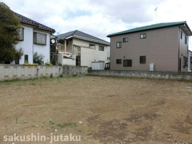 検見川町３丁目　売地の外観|検見川町３丁目　１２１．８坪　更地　建築条件なし　南西側６ｍ公道面　間口４ｍ　平坦地