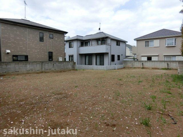 検見川町３丁目　売地の外観|検見川町３丁目　１２１．８坪　更地　建築条件なし　南西側６ｍ公道面　間口４ｍ　平坦地
