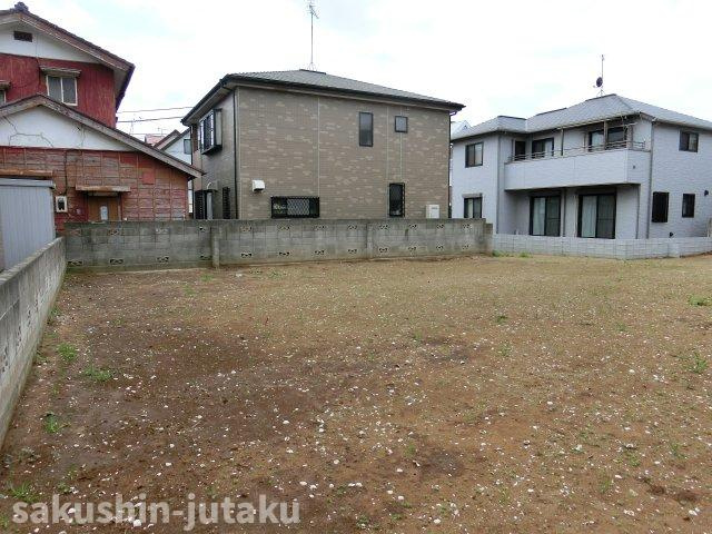 検見川町３丁目　売地の外観|検見川町３丁目　１２１．８坪　更地　建築条件なし　南西側６ｍ公道面　間口４ｍ　平坦地