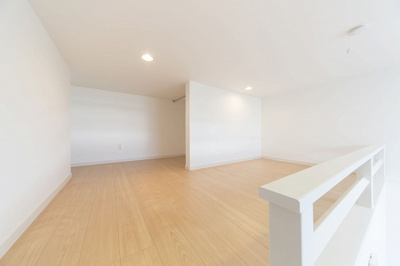 【洋室】 | Sorriso Vita 諸岡 | 別号室の写真になります。現況優先。