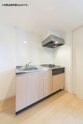 【キッチン】 | Sorriso Vita 諸岡 | 別号室の写真になります。現況優先。