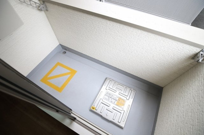 【バルコニー】 | メゾンドティアラ美野島Ⅰ | 別号室の写真になります。現況優先。
