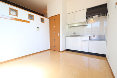 【内装】 | POLARIS Crane JIGYO | 別号室の写真になります。現況優先。