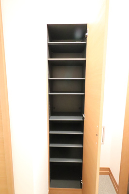 【収納】 | POLARIS Crane JIGYO | 別号室の写真になります。現況優先。