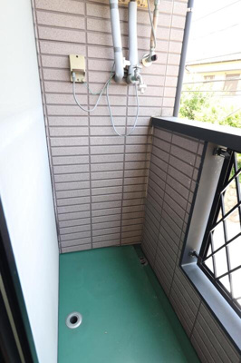 【バルコニー】 | 樫尾コーポ | 別号室の写真になります。現況優先。
