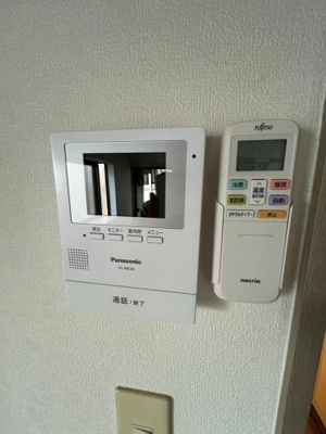 【浴室】 | メゾン・ド・ペール | 別号室の写真になります。現況優先。