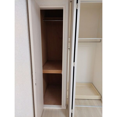 【収納】 | アートラフィーネ香椎 | 別号室の写真になります。現況優先。