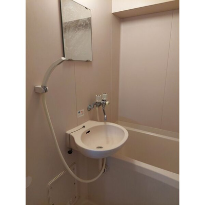 【浴室】 | アートラフィーネ香椎 | 別号室の写真になります。現況優先。