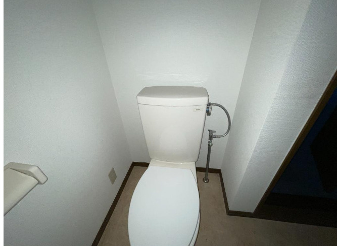 大津市本堅田４丁目の店舗事務所のトイレ|トイレも気になるポイント