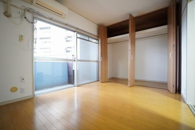 【収納】 | ベーネ駅前通り | 別号室の写真になります。現況優先。