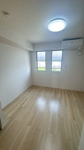 アリアンサ上池の洋室