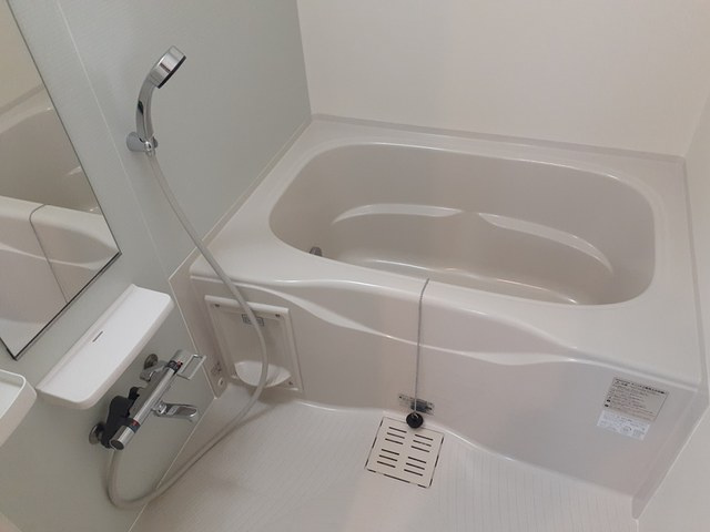 サンヴェール茂原Cの浴室