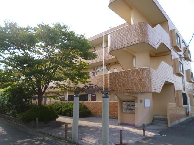 コンフォート21のエントランス|建物の内部です
