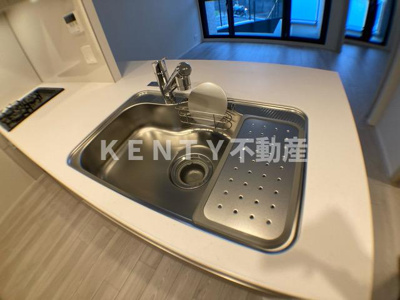 【キッチン】 | ザ・ケンジントン・レジデンス上池台 | コンパクトなキッチンで掃除もラクラク