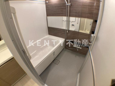 【浴室】 | ザ・ケンジントン・レジデンス上池台 | お風呂です