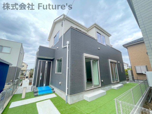 三郷市泉1丁目　新築戸建　全1棟の外観|2024年4月築の新築戸建！