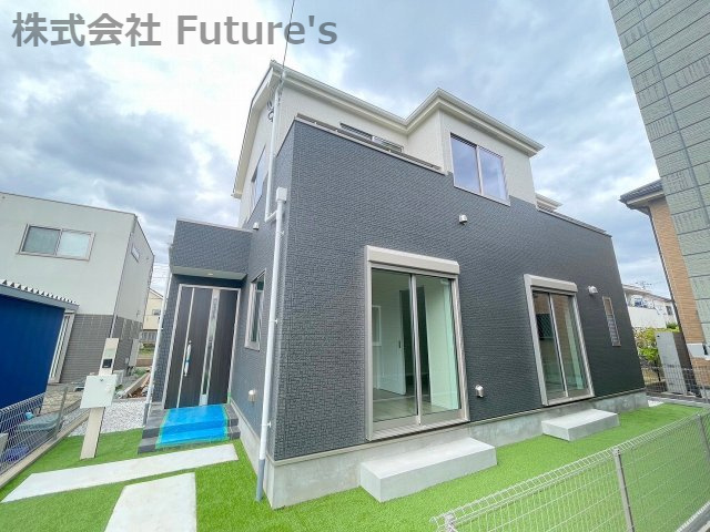 三郷市泉1丁目　新築戸建　全1棟の外観|三郷市泉・新築戸建・区画整理完了地でキレイな街並み