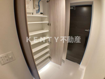 【玄関】 | ザ・ケンジントン・レジデンス上池台 | 毎日通る玄関はこちらです